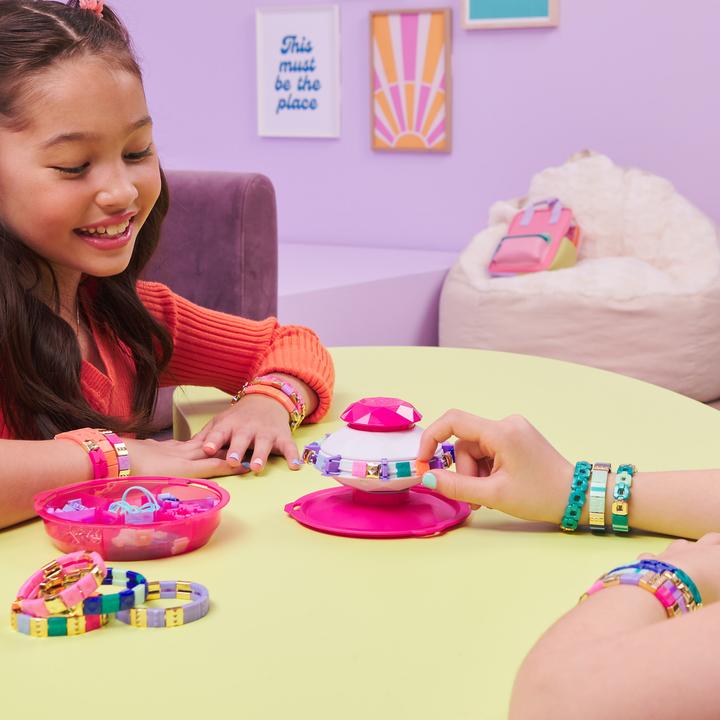 Actual product image Spin Master Pop Style Bracelet Studio