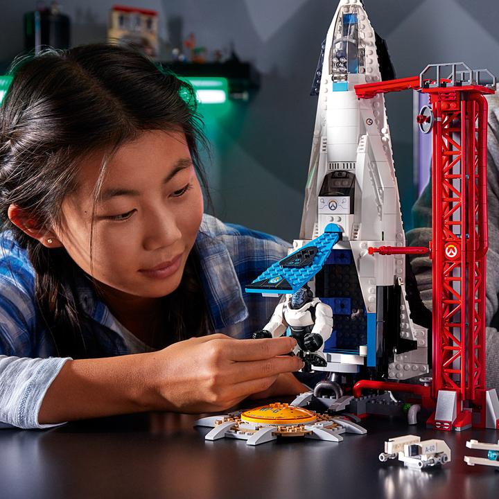 Actual product image LEGO Watchpoint: Gibraltar (75975, LEGO Overwatch)