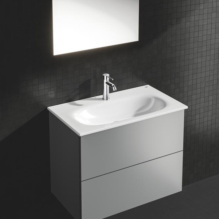 Actual product image Grohe Essence single-lever basin mixer S-size