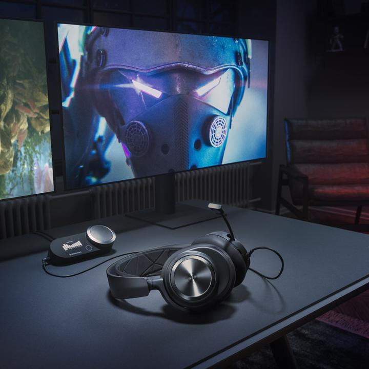Actual product image SteelSeries Arctis Nova Pro (Cable)