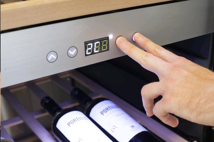 Actual product image Caso WineChef Pro 40