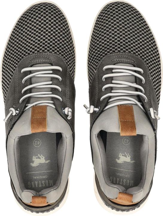 Actual product image Mustang Sneaker (46)