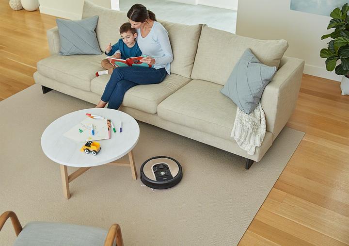 Actual product image iRobot Roomba 976