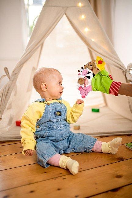 Actual product image My favourite finger puppet glove: All my little fingers want to be animals today