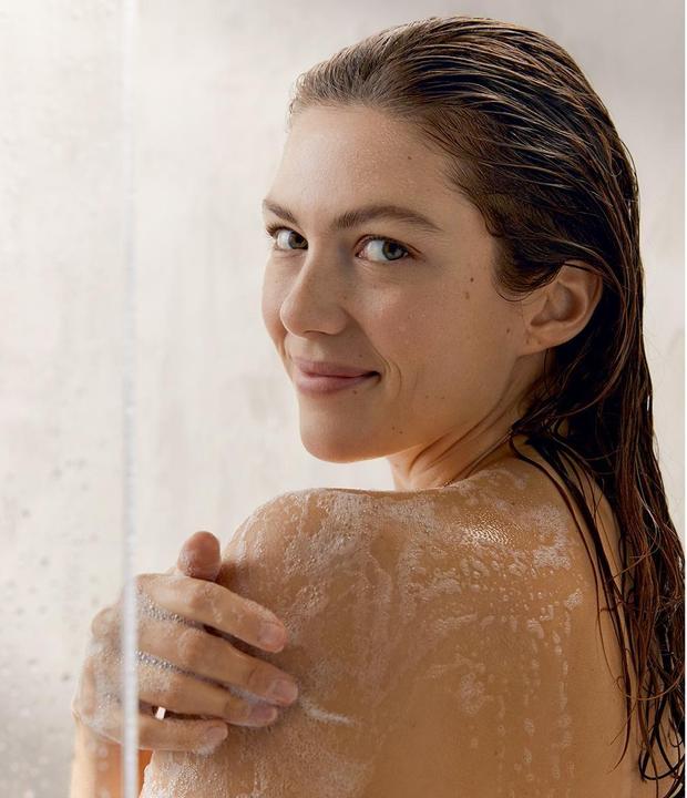 Actual product image NIVEA Care Shower Cream Protect (250 ml)