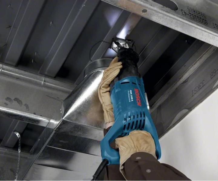 Produktbild Bosch Professional Säbelsäge GSA 1100 E, Sägeblatt Metall S 123 XF, Sägeblatt Holz S 2345 X