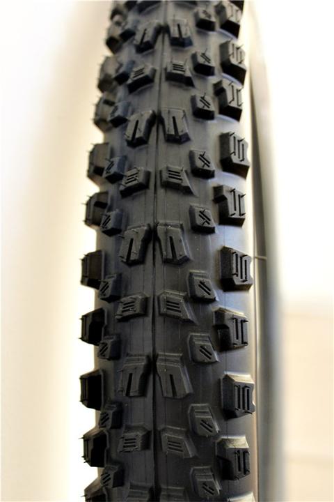 Immagine prodotto Vittoria Agarro 27.5" Trail 4C G2.0 (27.5 x 2.60, 65-584)