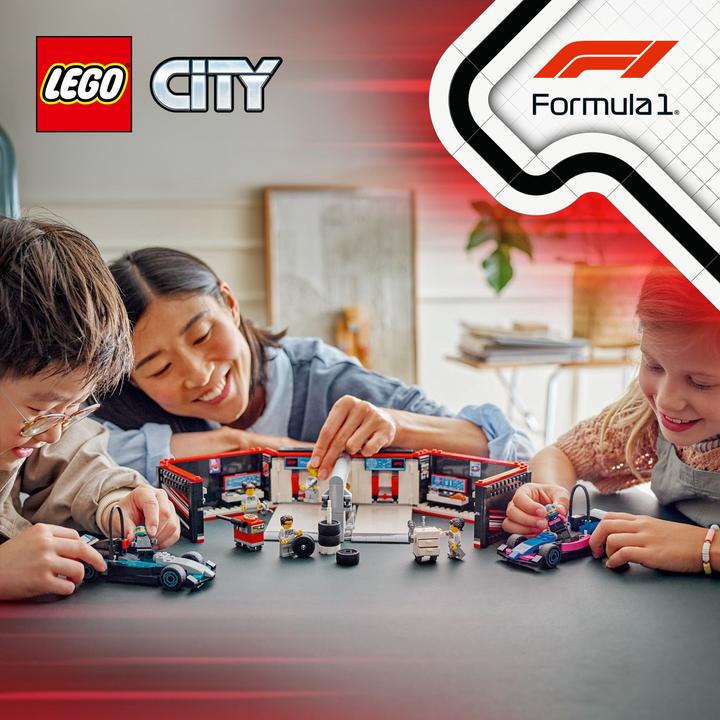Actual product image LEGO F1 Garage mit Mercedes-AMG & Alpine Rennautos (60444, LEGO City)