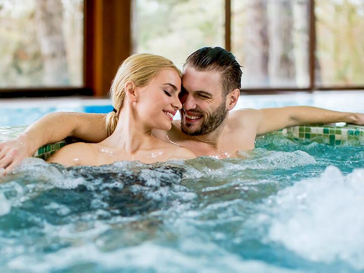Actual product image Smartbox Love in Switzerland: romantic holiday, gourmet break, fun or wellness (2 pers.)