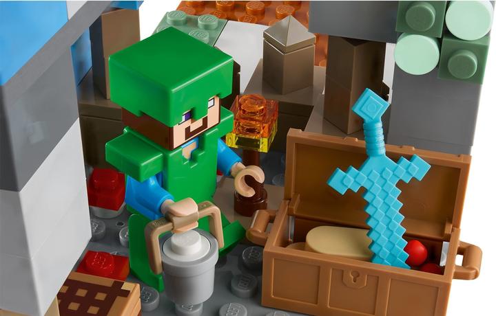 Actual product image LEGO The Iced Peaks (21243, LEGO Minecraft)