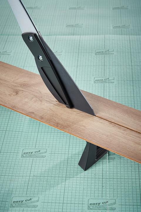 Image du produit wolfcraft Découpeuse de vinyle et de stratifié VLC 800 (Taille-bordures)