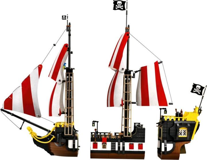 Actual product image LEGO Pirates of Barracuda Bay (21322, LEGO Ideas)