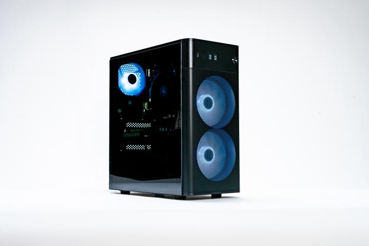 Actual product image Medion Recon E45 (AMD Ryzen 5 5500, 16 GB, 1000 GB, GeForce RTX 4060)