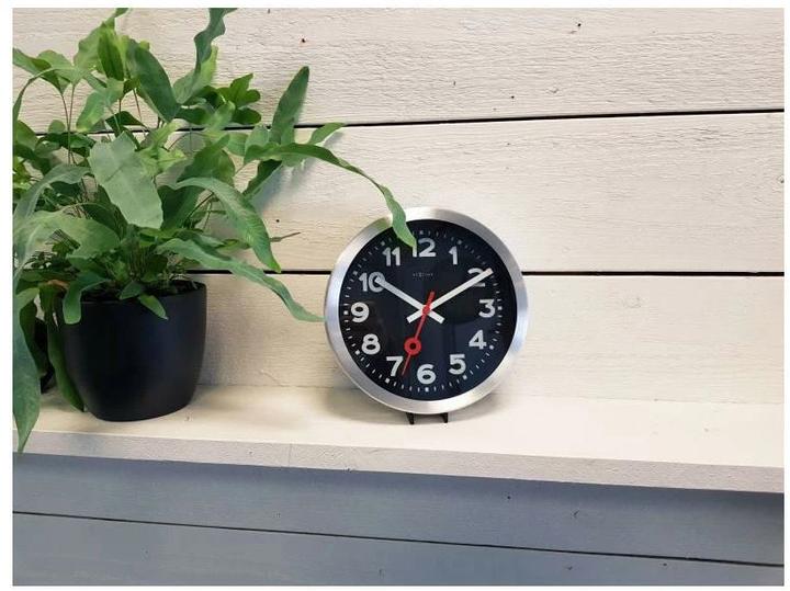 Produktbild Nextime Tischuhr Station Schwarz (19 cm)