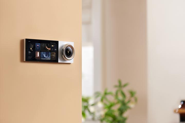 Actual product image Aqara Smart Panel Hub S1 Plus EU
