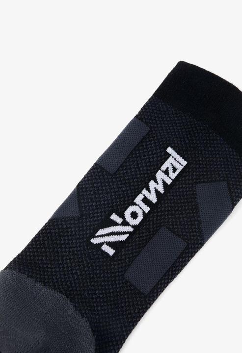 Actual product image Nnormal Race (L)