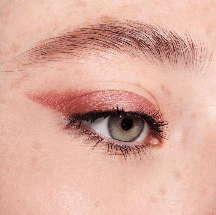 Actual product image Catrice Aloe Vera Eyeshadow Stick (050)