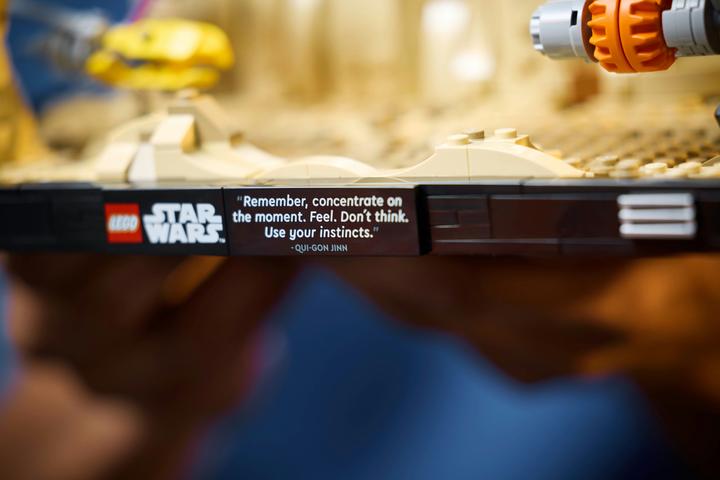 Image du produit LEGO Course de podium à Mos Espa - Diorama (75380, LEGO Star Wars)