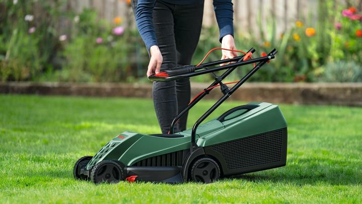 Produktbild Bosch Home & Garden EasyRotak 32-235 (Netzbetrieb)