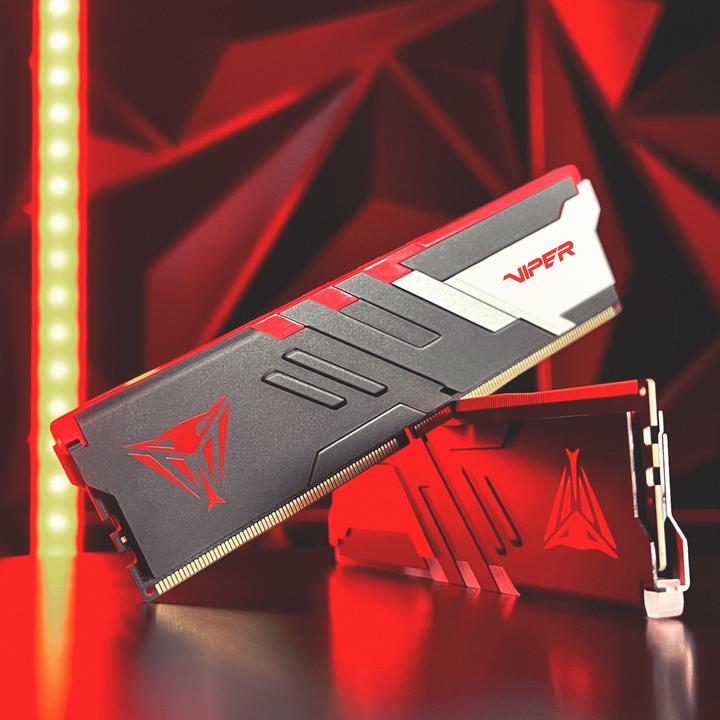 Produktbild Patriot Viper Venom RGB 32GB DDR5 6200-40, PVVR532G620C40K (2 x 16GB, 6200 MHz, DDR5-RAM, U-DIMM)