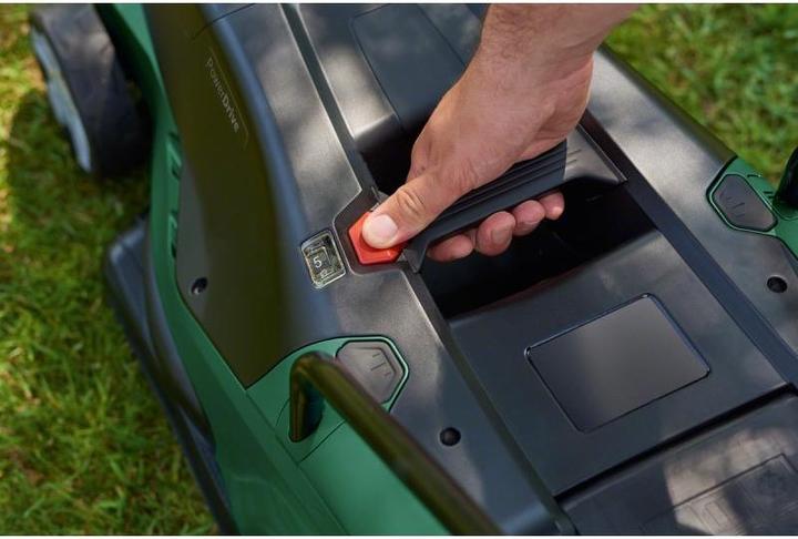 Produktbild Bosch Home & Garden UniversalRotak 450 (Netzbetrieb)