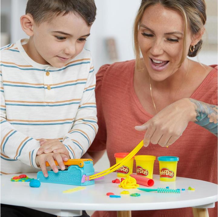 Actual product image Play-Doh Fun Factory Starter Set
