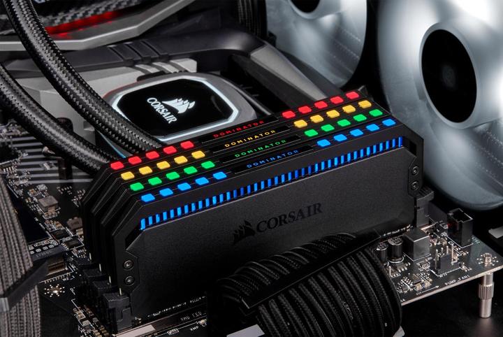 Image du produit Corsair Dominator Platinum RGB (2 x 16GB, 3466 MHz, RAM DDR4, DIMM)