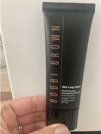 Image du produit Bobbi Brown Skin Long Wear Powder Foundation Sun Protection Factor 20 Neutral Gold (Neutre doré N-070)