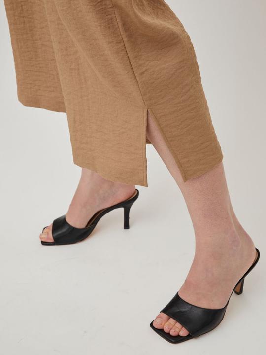 Actual product image Vila Regular Waist - Wide Leg Trousers (42)