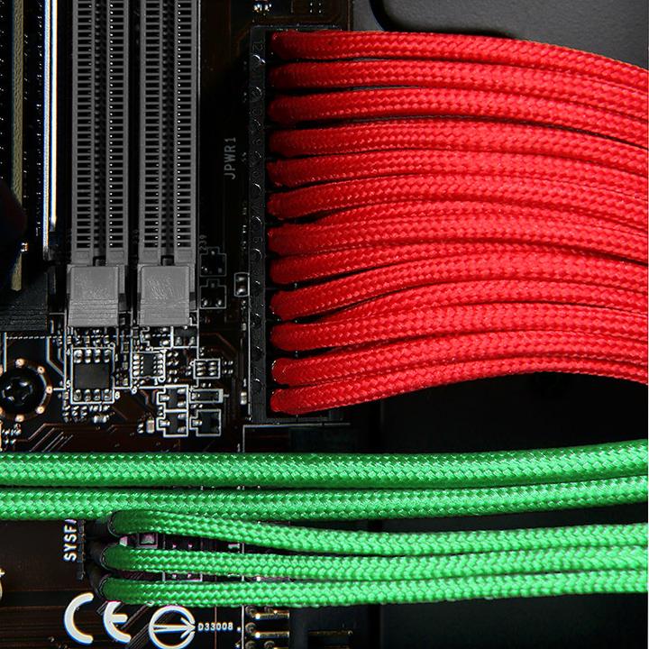 Actual product image BitFenix 8-pin PCIe extension