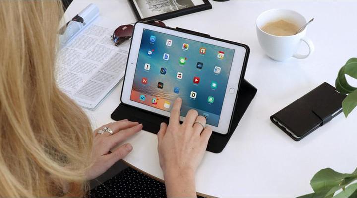 Produktbild Mobiparts Classic Folio Case Apple iPad Mini 4/ Mini (2019) Black (IPad Mini 4)