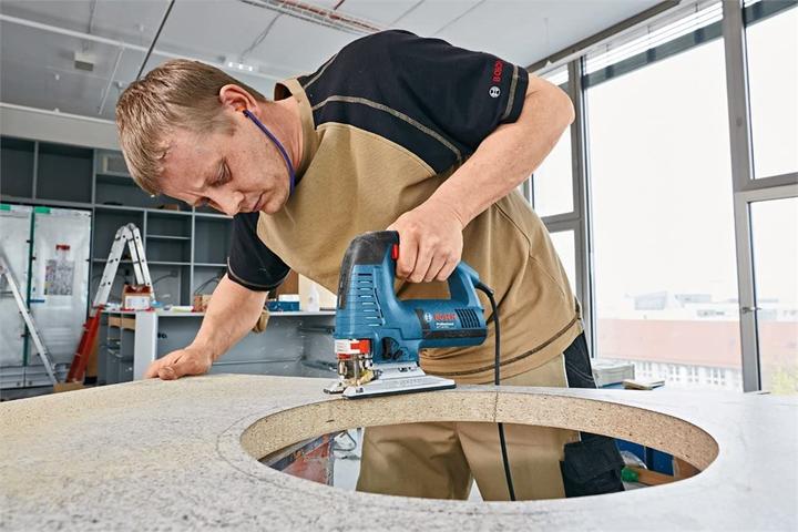 Produktbild Bosch Professional Stichsäge GST 160 BCE