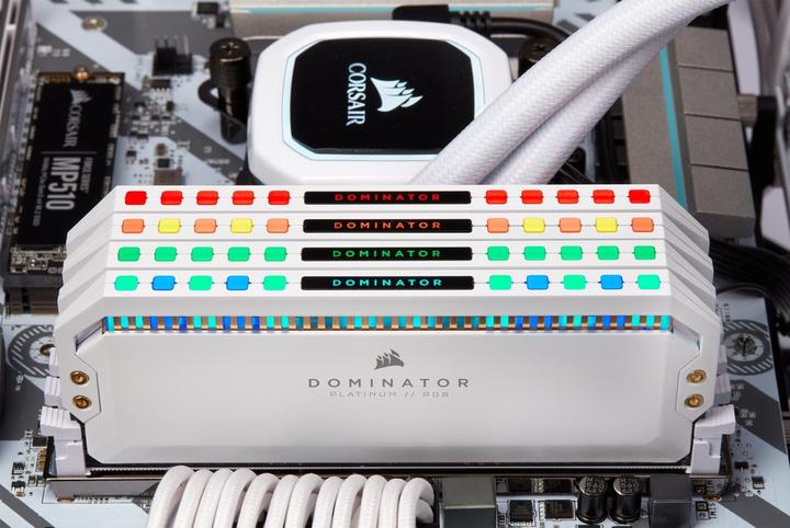 Produktbild Corsair Dominator Platinum RGB (2 x 8GB, 3600 MHz, DDR4-RAM, DIMM)