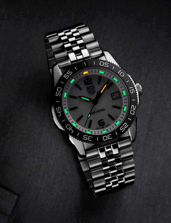 Image du produit Luminox PACIFIC DIVER 3120M SERIES (Montre de plongée, 39 mm)