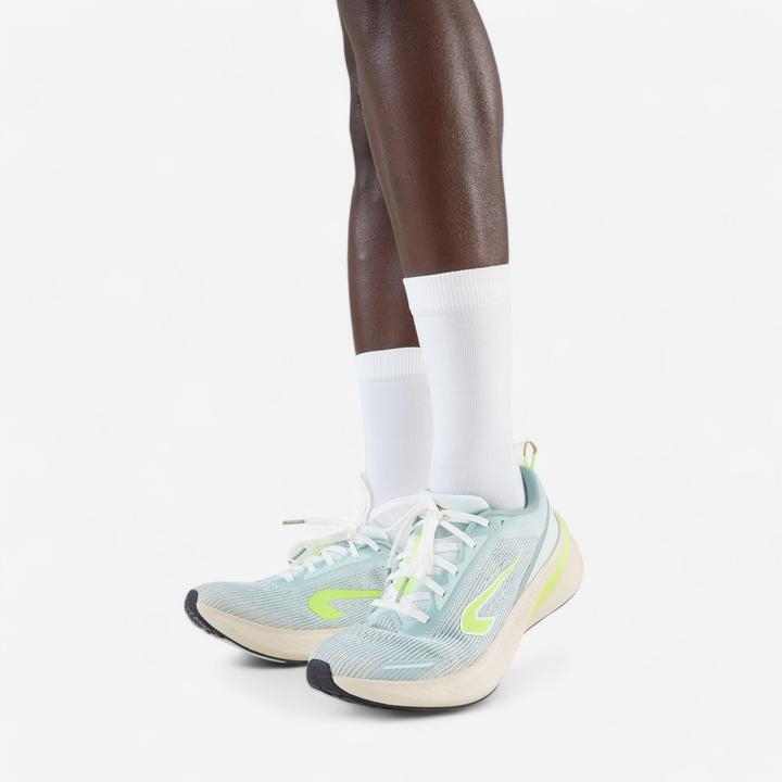 Actual product image Kiprun Laufschuhe Damen - Cushion 500 grün (41)
