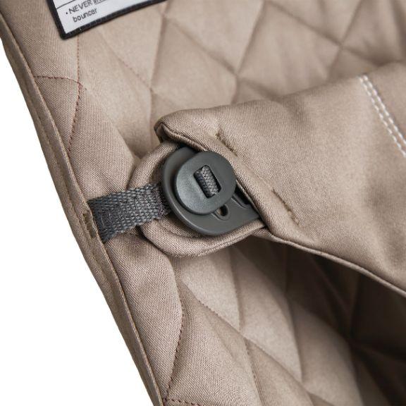 Actual product image BabyBjörn Soft rocker, woven Classic Quilt, sand grey