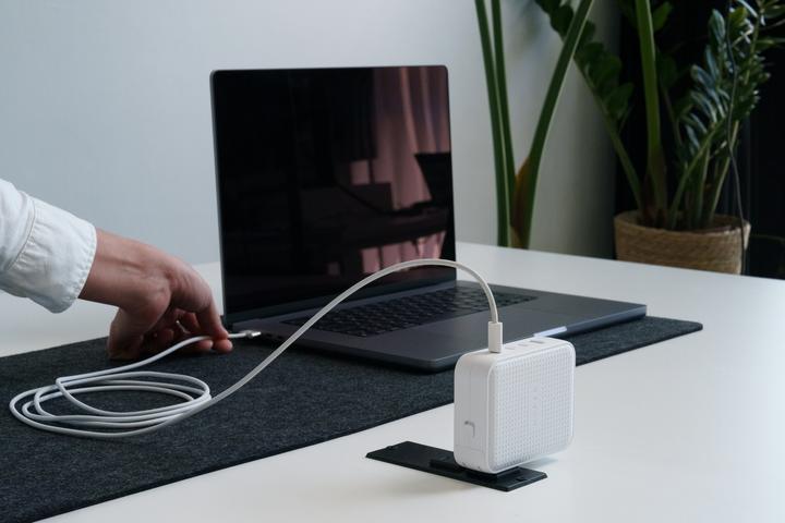 Produktbild Targus HyperJuice USB-C Charger (100 W)