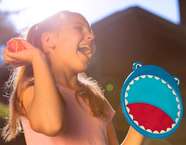 Produktbild B.toys B. Finley the Shark - Klettball-Fangspiel Haifisch