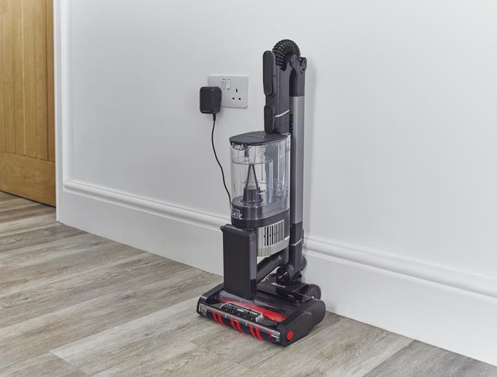 Actual product image Shark Stratos IZ420EUT
