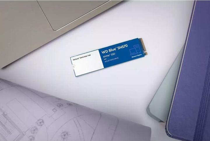 Immagine prodotto SanDisk BLU SN570 NVME SSD 1TB (1000 GB, M.2 2280)