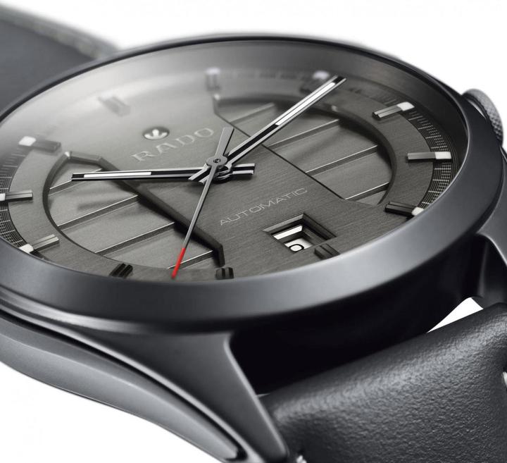 Produktbild Rado HyperChrome Ultra Light (Analoguhr, 43 mm)