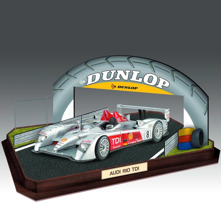 Produktbild Revell Gift Set Audi R10 TDI Le Mans + 3D Puzzle Diorama