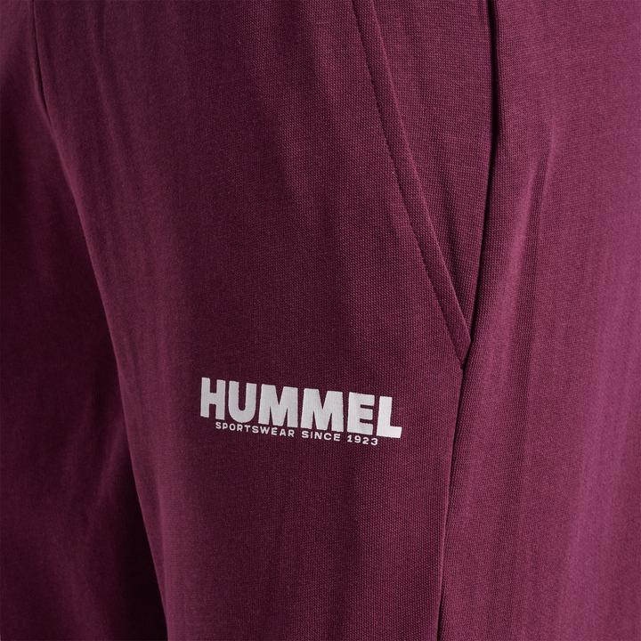 Actual product image hummel Legacy Woman Tapered Pants (L)