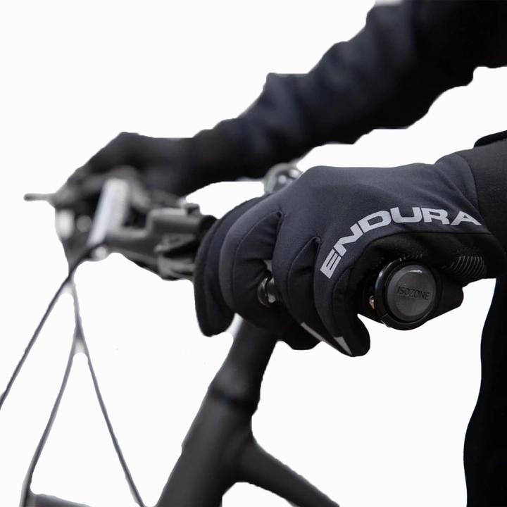 Actual product image Endura Strike glove (L)