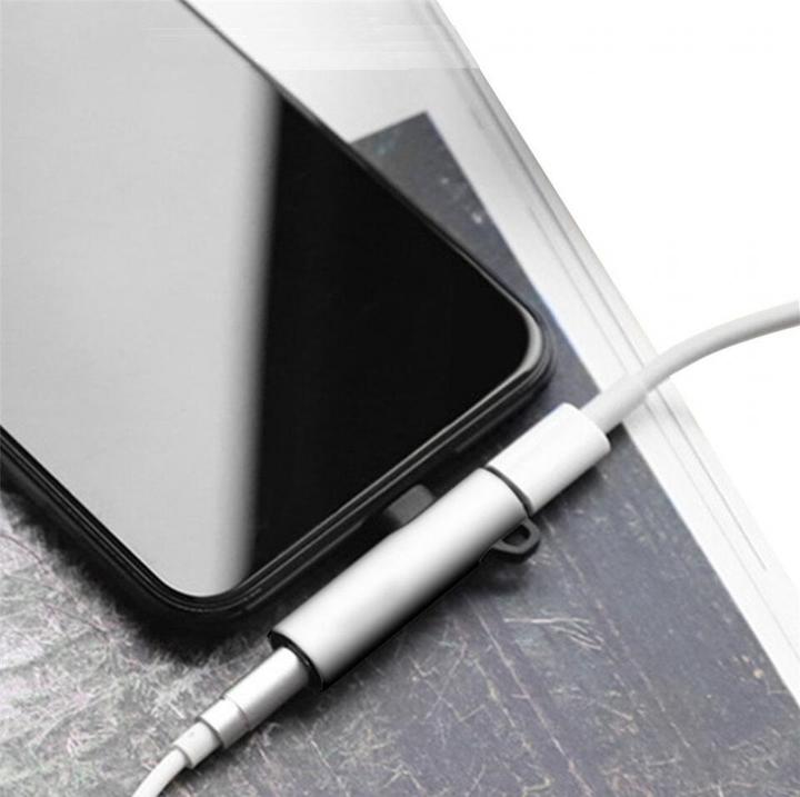 Produktbild PowerGuard Splitter zum Laden und Musikhören (Lightning, 3.5mm Klinke)