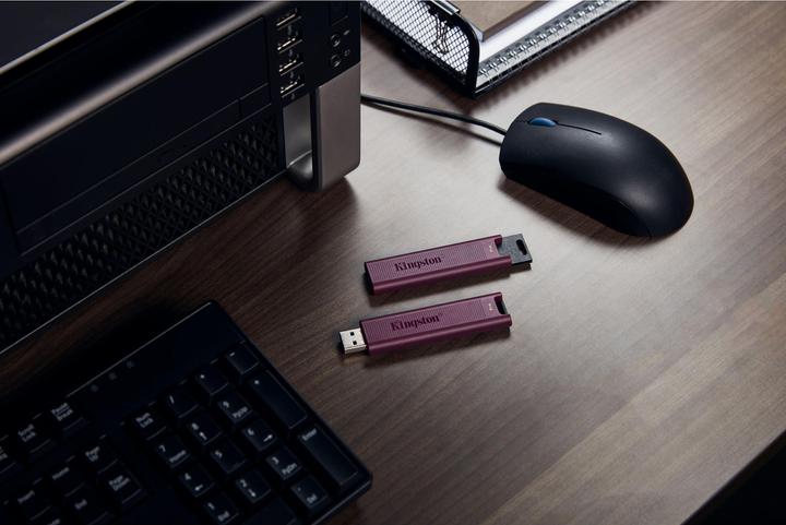 Immagine prodotto Kingston DataTraveler Max (1000 GB, USB-A, USB 3.2)
