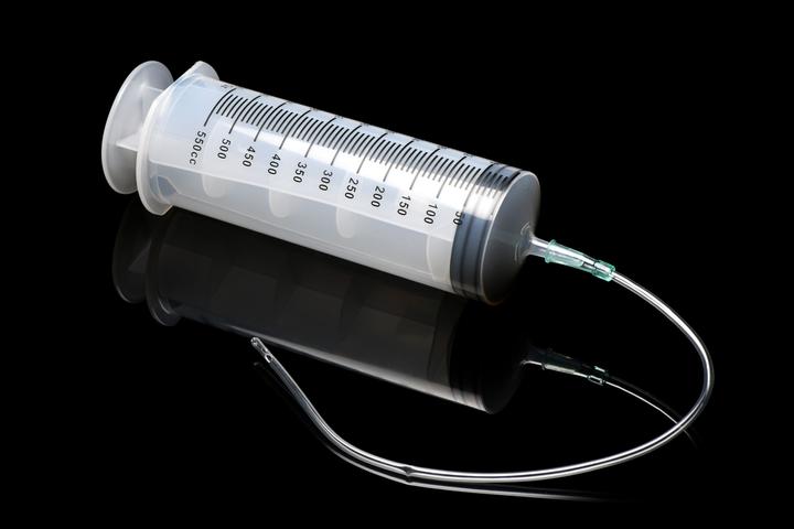 Actual product image CleanStream Syringe W/ Tube - 550ml