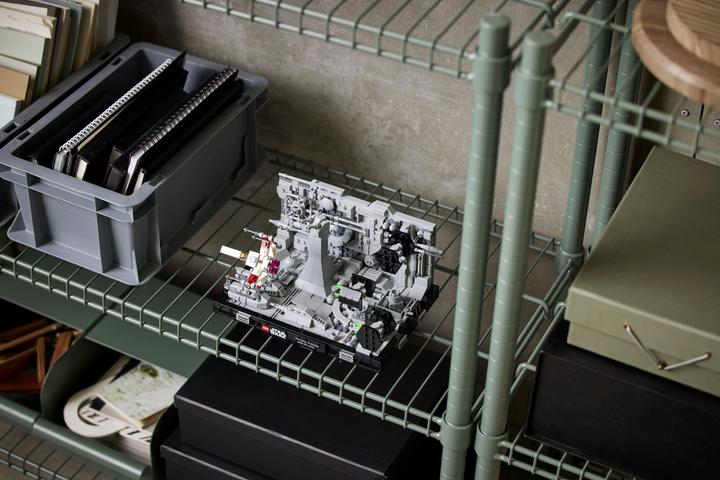 Actual product image LEGO Death Star Trench Run Diorama (75329, LEGO Star Wars)