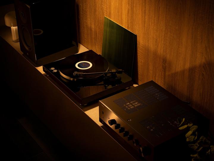 Actual product image Yamaha TT-S 303 (Manual)