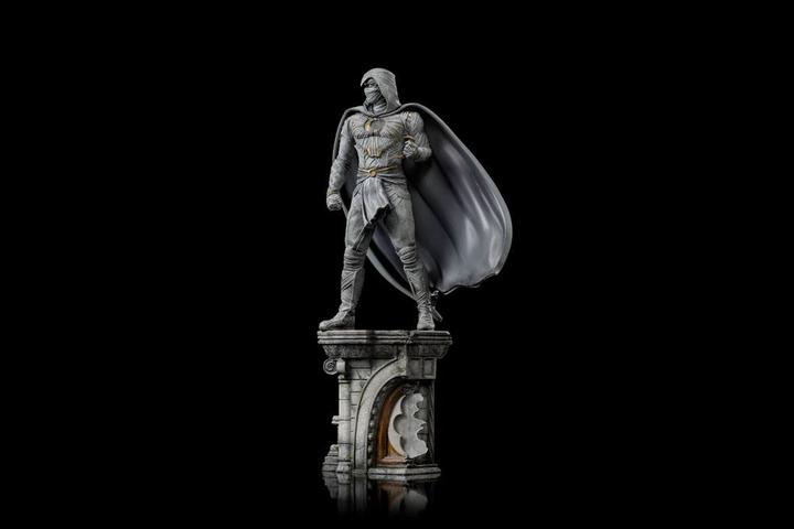 Actual product image Iron Studios ST Marvel Disney+ Moon Knight 30cm RESINA